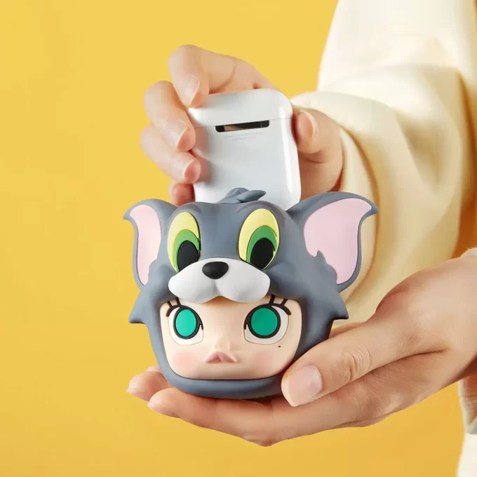 Bolsa para auriculares de la serie 100.º aniversario de MOLLY X Warner Bros. (Tom y Jerry)