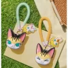 Caja sorpresa con colgante de pellizco de la serie Baby Molly y Baby Tabby Caja sorpresa con colgante de pellizco de la serie Baby Molly y Baby Tabby