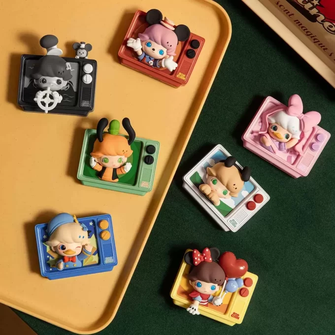 Caja sorpresa con imán para nevera de la serie DIMOO WORLD × DISNEY Caja sorpresa con imán para nevera de la serie DIMOO WORLD × DISNEY