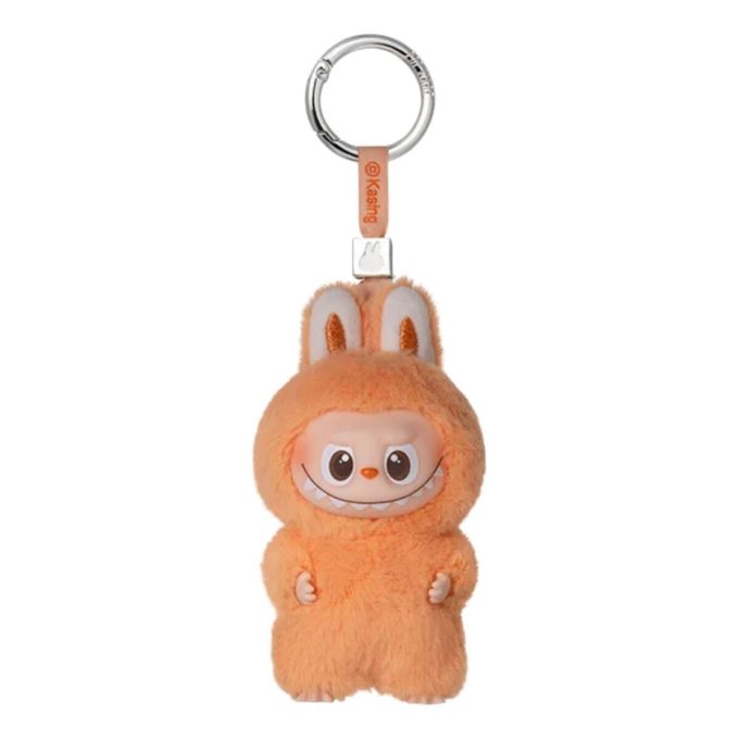 Colgante de peluche Labubu Pin for Love “J”