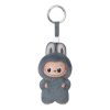 Colgante de peluche Labubu Pin for Love “W”