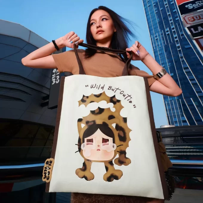 CRYBABY Serie Salvaje Pero Bonita – Bolso de Hombro CRYBABY Serie Salvaje Pero Bonita – Bolso de Hombro