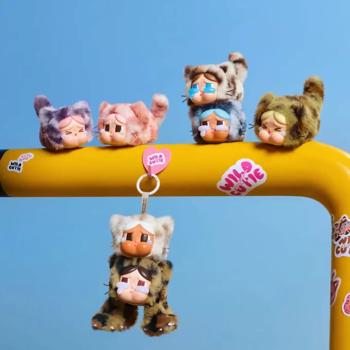 CRYBABY Serie Salvaje pero Lindo – Caja Sorpresa con Colgante de Peluche de Vinilo CRYBABY Serie Salvaje pero Lindo – Caja Sorpresa con Colgante de Peluche de Vinilo