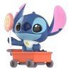 Disney Stitch en una cita “Intercambio de dulces”