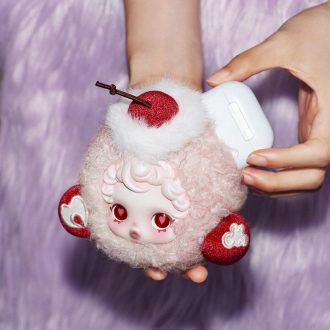 Estuche para auriculares Skullpanda You Found Me “Moldy Little Cake”