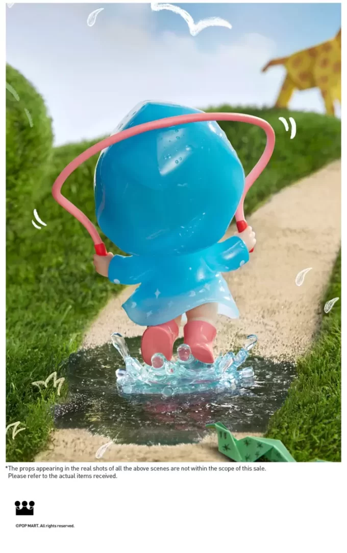 Figura divertida de Baby Molly en un día lluvioso