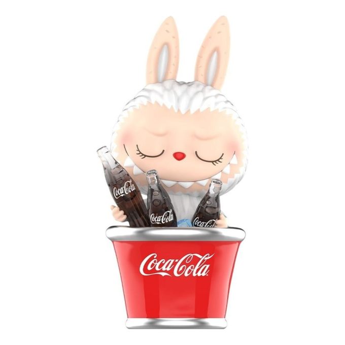 Figura Labubu de The Monsters de Pop Mart x Coca-Cola “Hora de refrescarse”