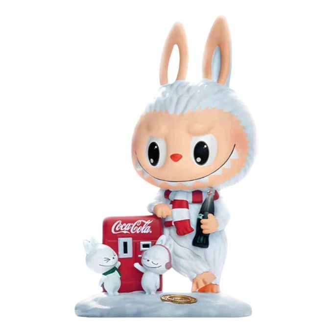 Figura Labubu de The Monsters de Pop Mart x Coca-Cola “Muñeco de nieve misterioso” Edición secreta