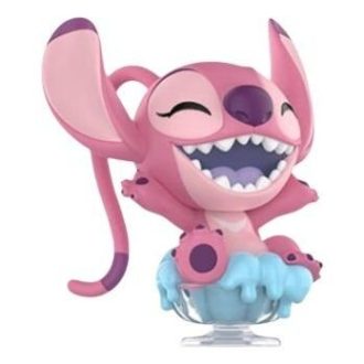 Figuras de Disney Stitch en una cita “Hora del postre”