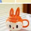 LABUBU Originals – Taza naranja con perfil