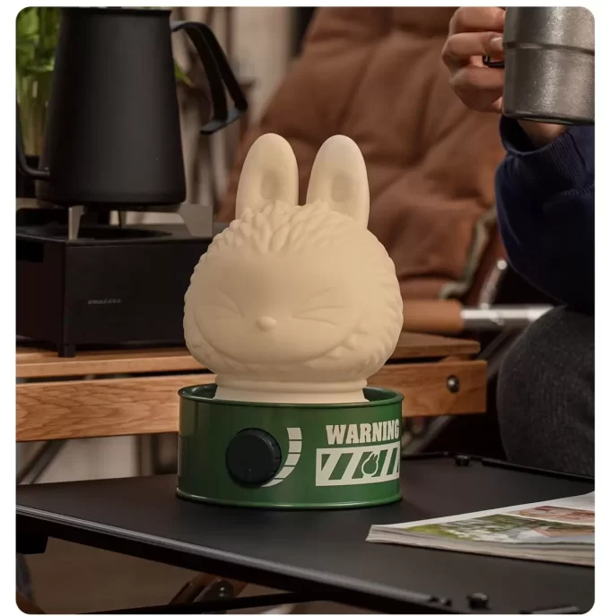 Lámpara de vinilo para muñeca LOS MONSTRUOS Serie Hogar de Elfos
