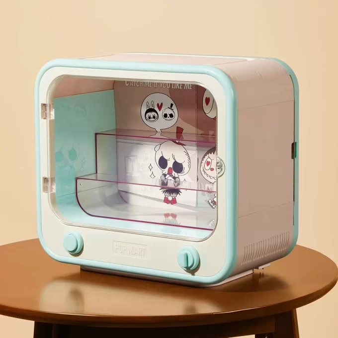 LOS MONSTRUOS Serie Atrápame si te gusto – Contenedor luminoso para televisor