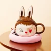 LOS MONSTRUOS Serie Atrápame si te gusto – Taza de cerámica
