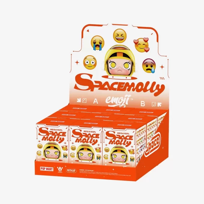 MEGA SPACE MOLLY 100% × Serie Emoji™