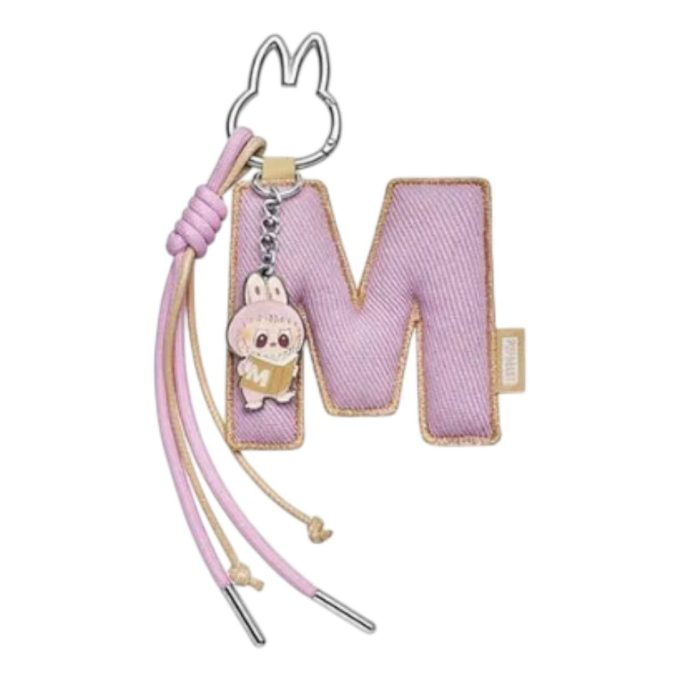 Pin Labubu para colgante con letra de amor “M”