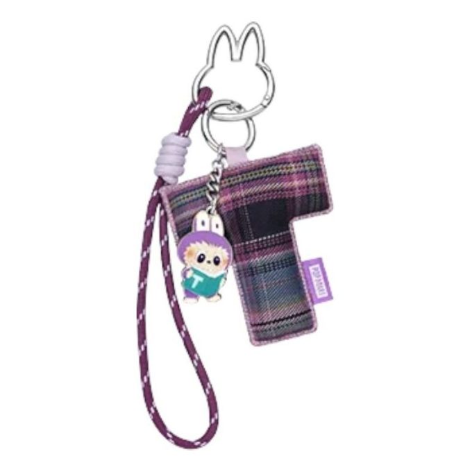 Pin Labubu para colgante con letra de amor “T”