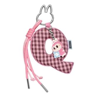 Pin Labubu para colgante de letra de amor “Q”