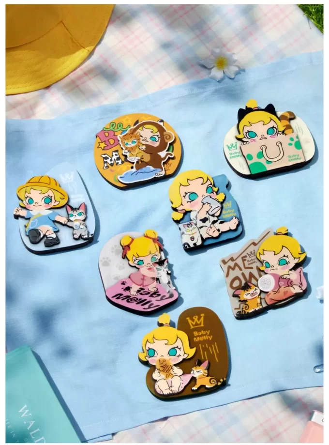 Serie Baby Molly y Baby Tabby – Caja sorpresa con imán para refrigerador Serie Baby Molly y Baby Tabby – Caja sorpresa con imán para refrigerador