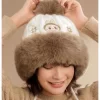 Serie navideña cálida y esponjosa: gorro de peluche LABUBU