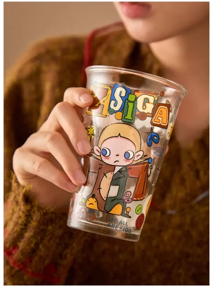 Serie Zsiga Todos Somos Niños – Vaso (Vaso de Agua Fría)