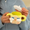 Taza de cerámica CRYBABY Sad Club Series (dorada)