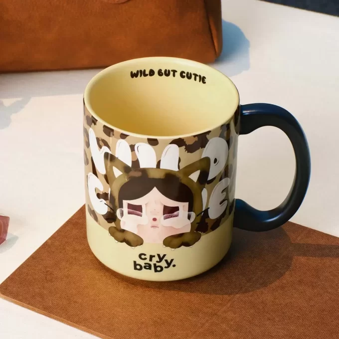 Taza de la serie CRYBABY Wild But Cute